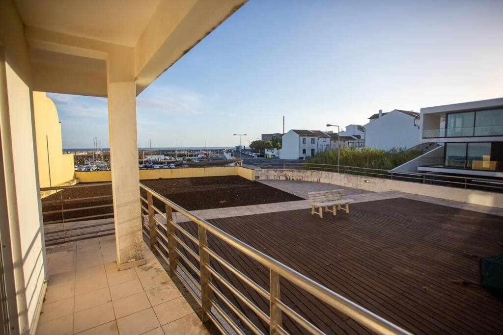 Marina de Vila Franca do Campo Exterior foto